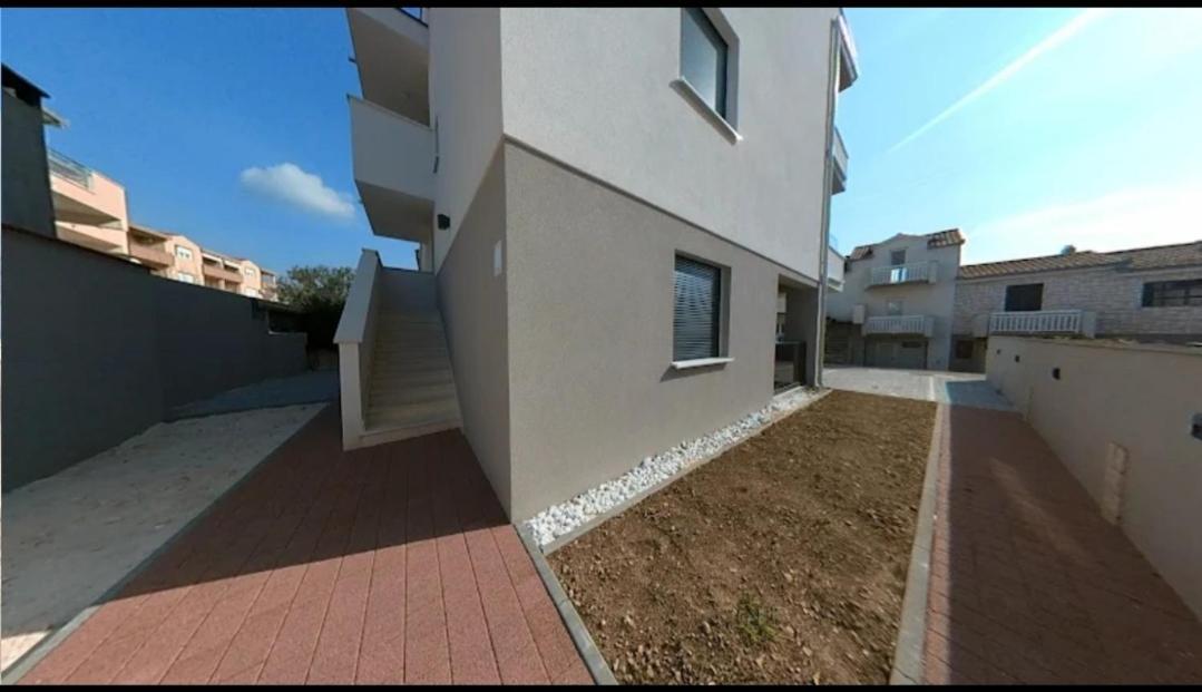Appartamento New Apartman P & B Traù Esterno foto